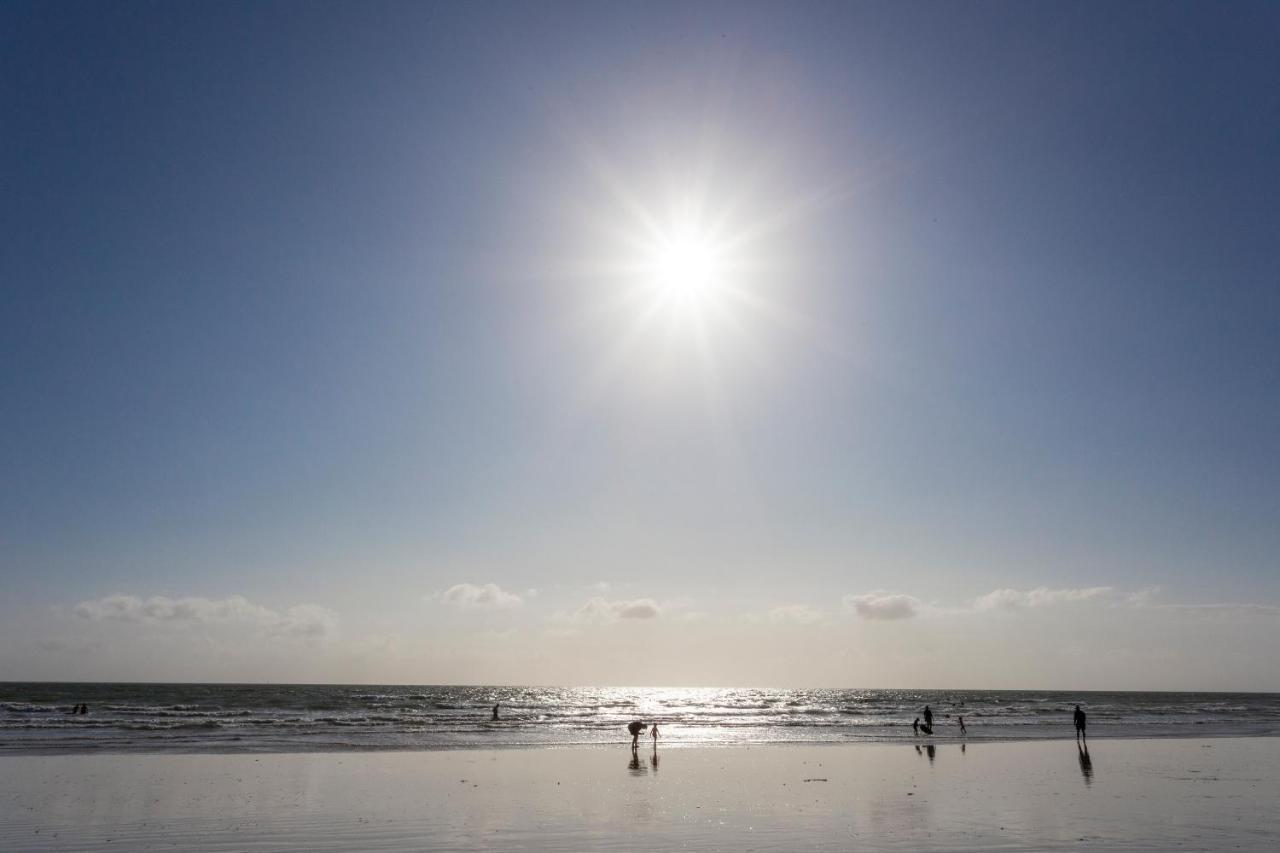 Huttopia Oleron Les Chenes Verts Долю-д'Олерон Экстерьер фото
